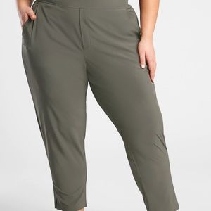 Athleta Brooklyn Ankle travel pant